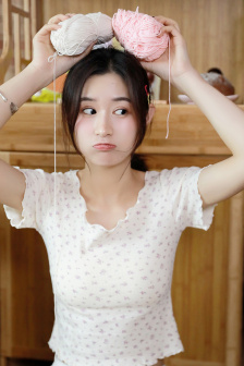 漂亮的小峓子4中字巴巴鱼汤饭